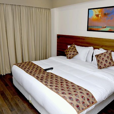 Hotel Mumbai House Andheri East, Bombaj Zewnętrze zdjęcie
