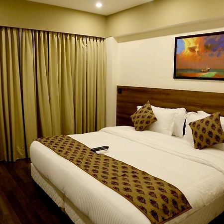 Hotel Mumbai House Andheri East, Bombaj Zewnętrze zdjęcie