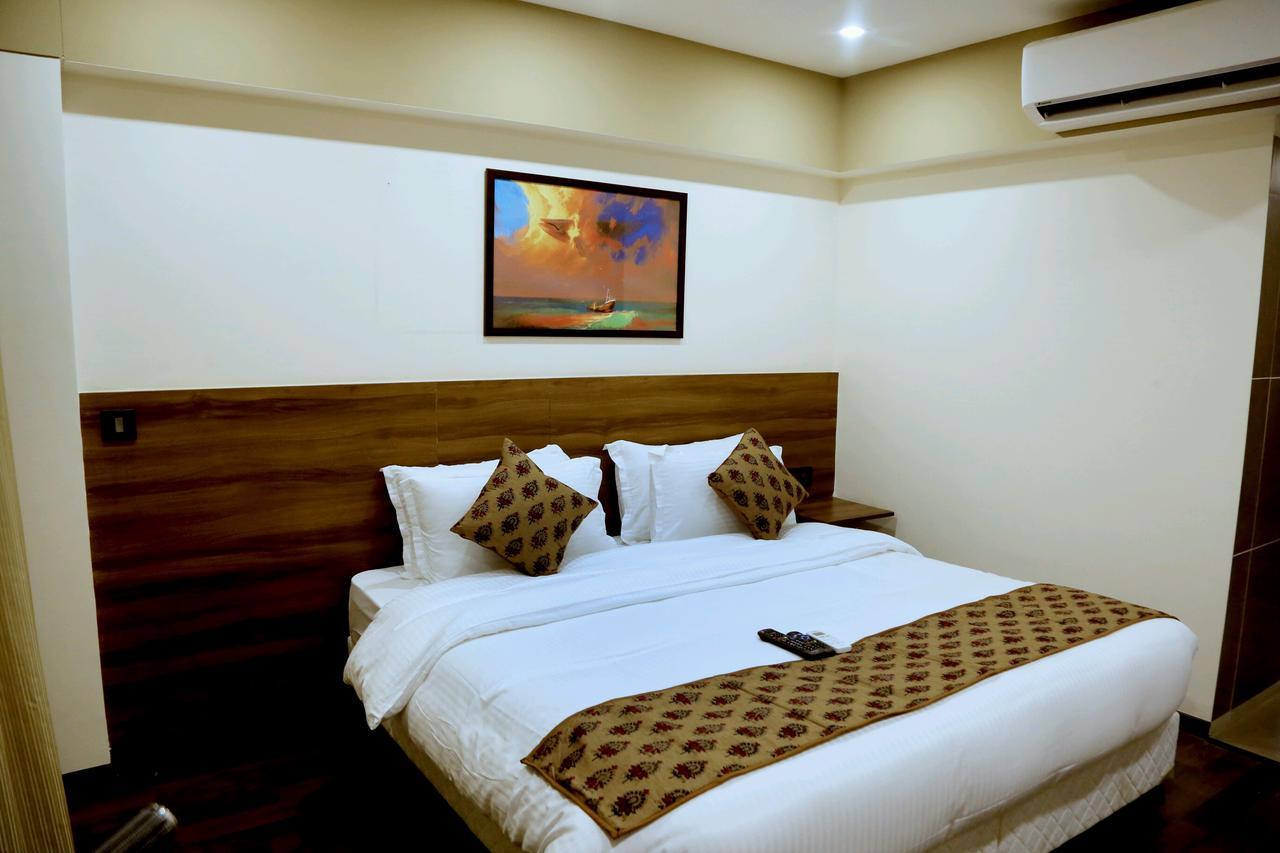 Hotel Mumbai House Andheri East, Bombaj Zewnętrze zdjęcie